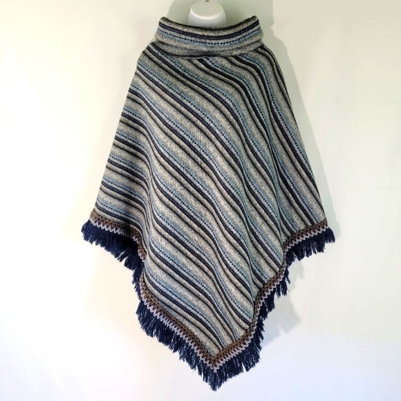 Unbranded Sweaters - Women's Southwestern Boho Blue/Gray Striped Turtleneck Poncho One Size Fringed